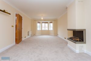 Sitting Room- click for photo gallery